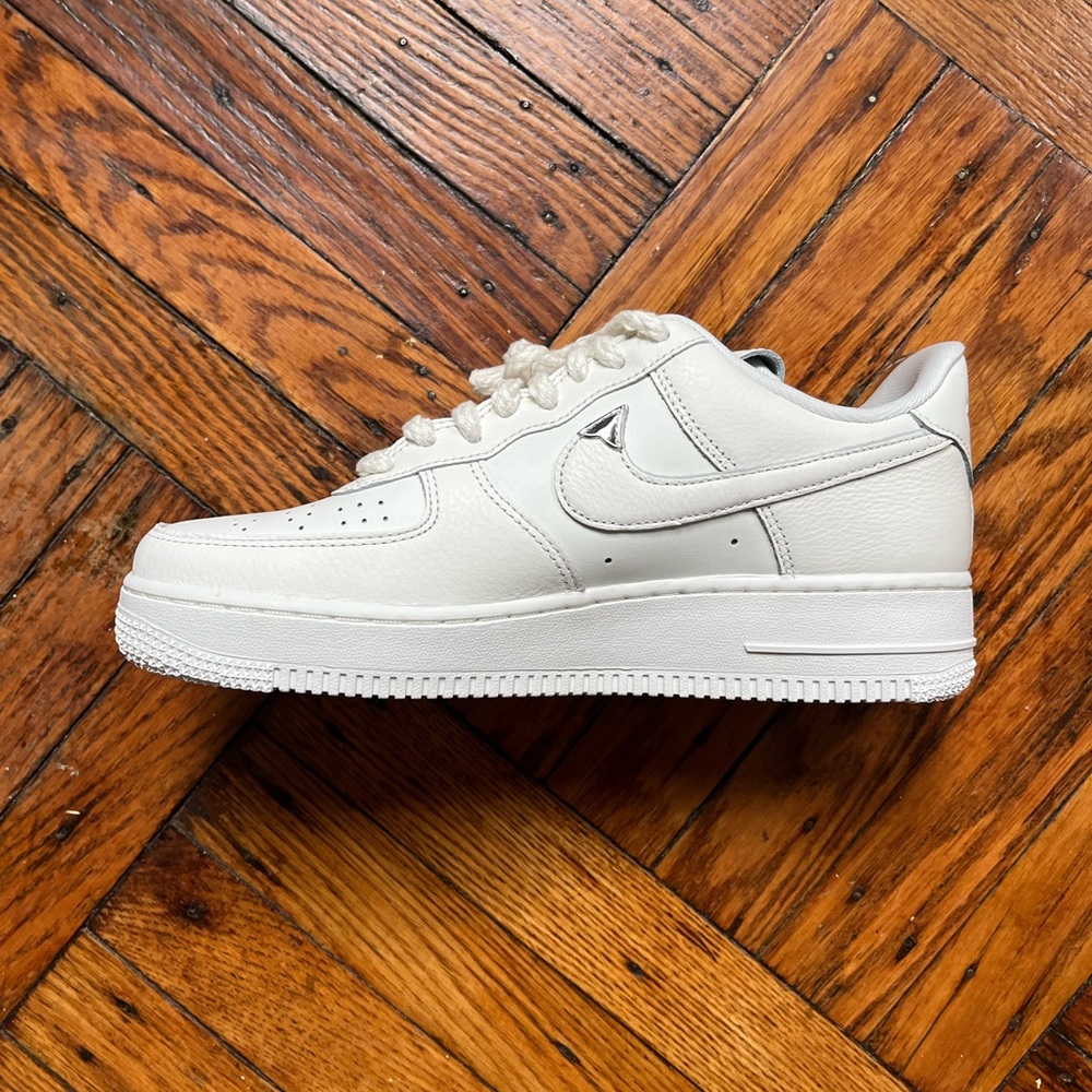 Nike Air Force 1 '07 LV8